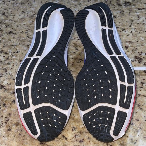 Nike Zoom Pegasus 37 main image 11